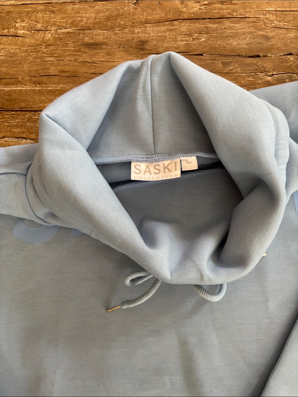 SASKI Collection Crop Top - Picture 6 of 6